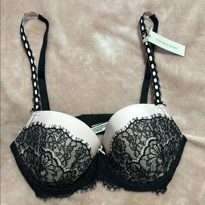 Victoria's Secret Black Push-Up Bra with Lace Overlay